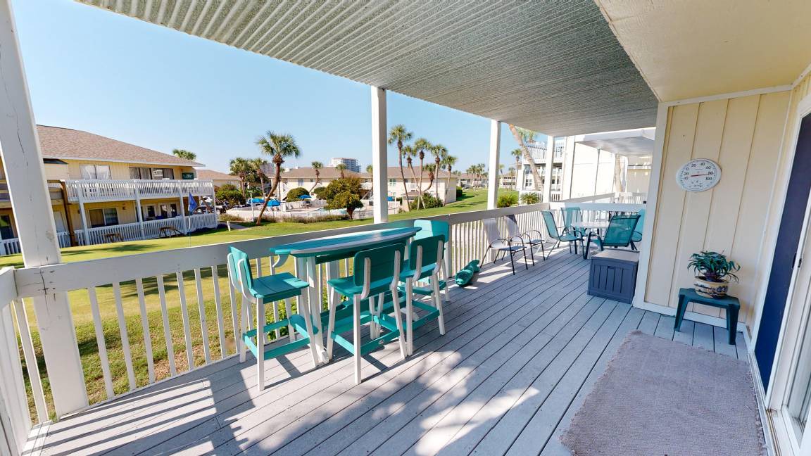 Photo of Patio Balcony in Holiday Isle
