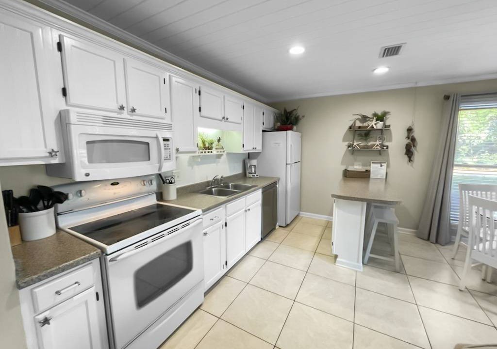 Photo of Kitchen in Inlet Beach