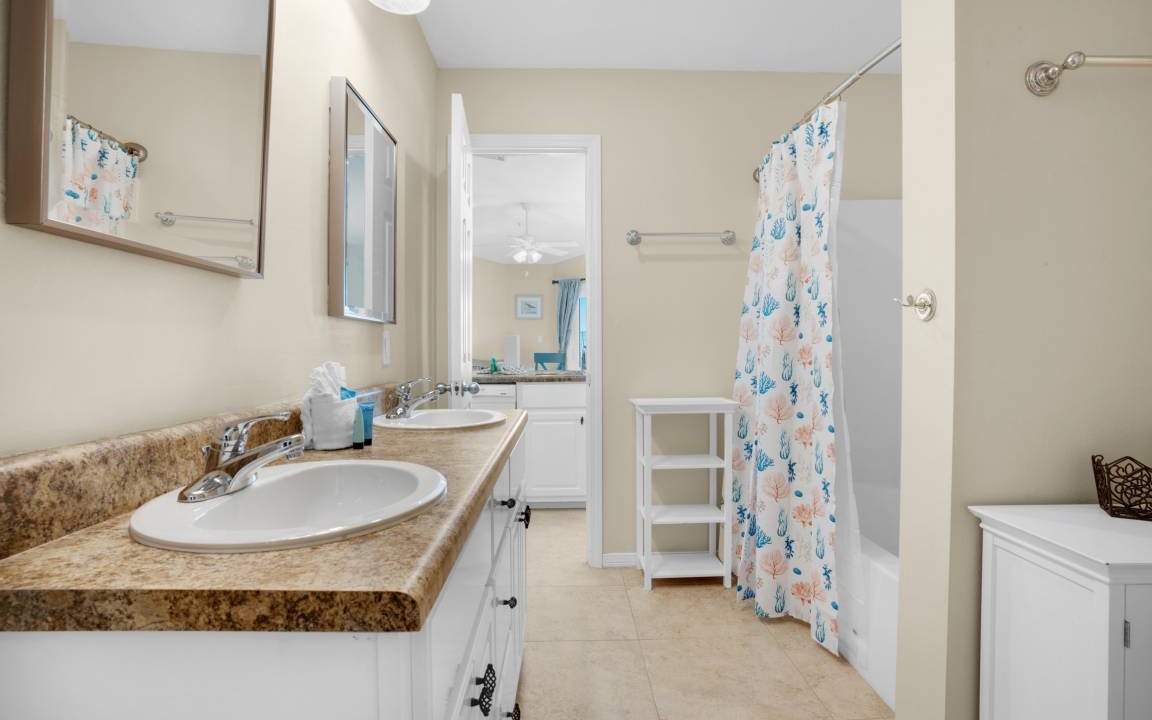 Photo of Bathroom in Fort Walton Beach - Destin