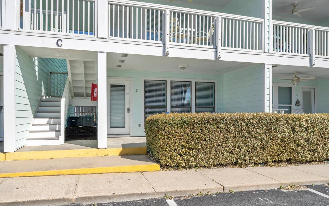 Photo of Buildings in West Panama City Beach