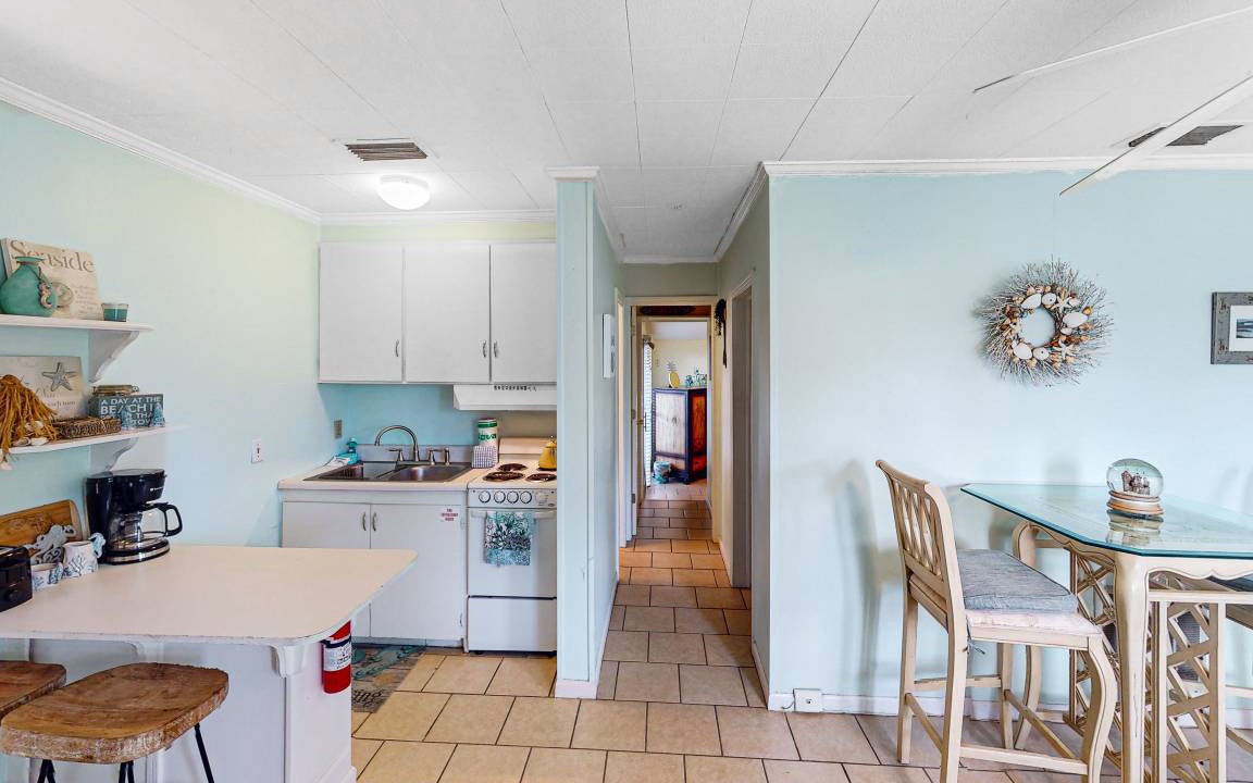 Photo of Kitchen in Laguna Beach