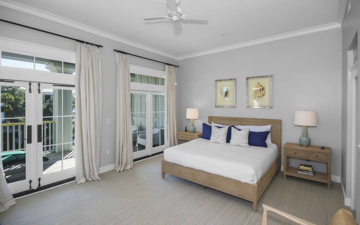Photo of Bedroom in Beach District