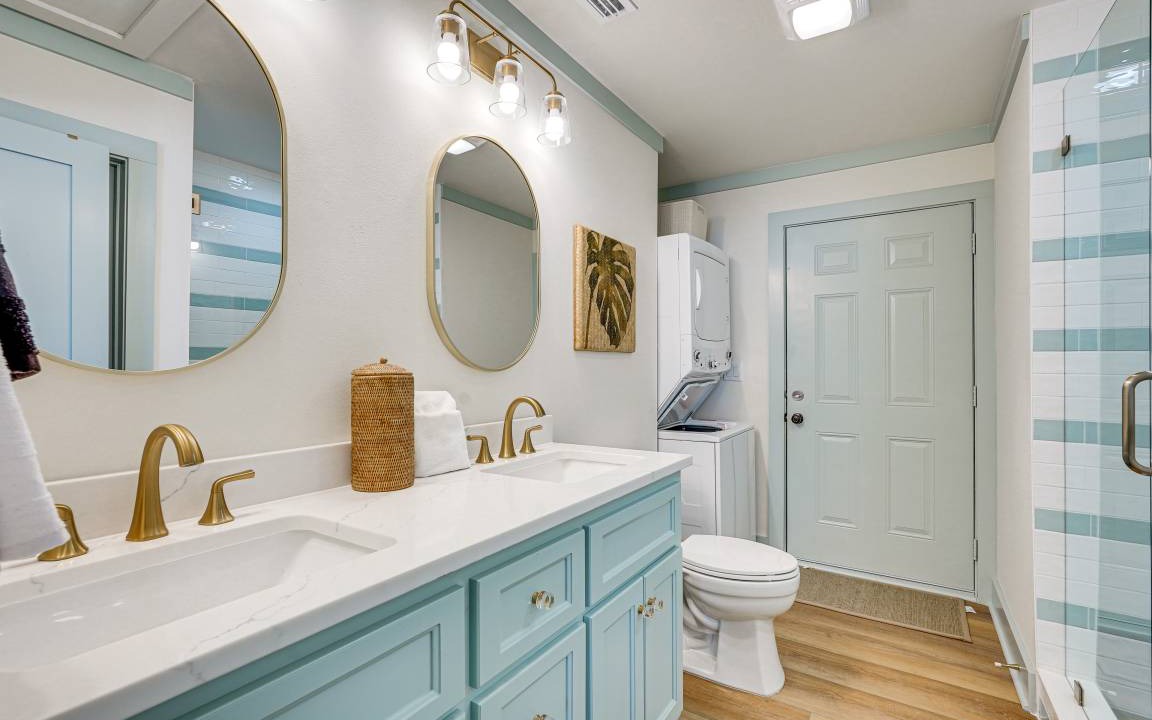 Photo of Bathroom in Kiska Beach