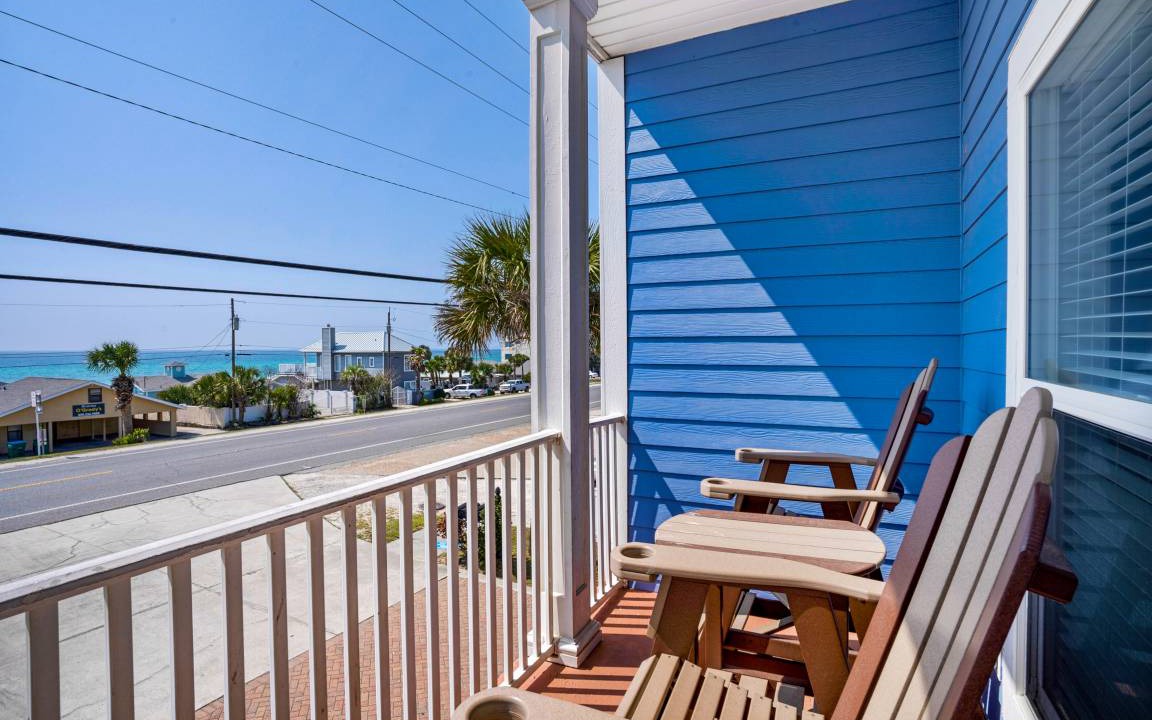 Photo of Patio Balcony in Bahama Beach