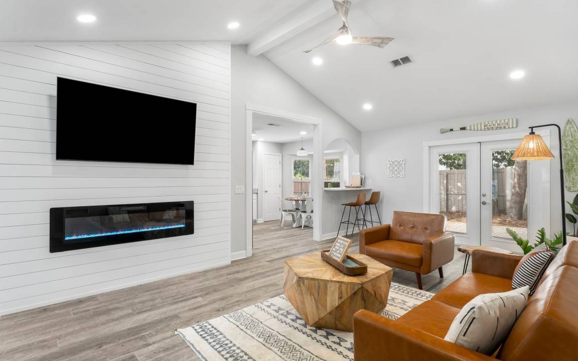 Photo of Livingroom in Bahama Beach
