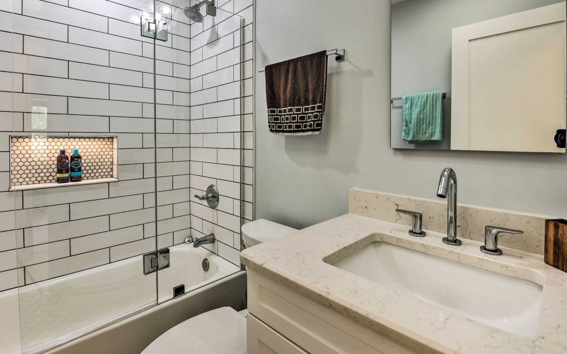 Photo of Bathroom in Lake Lorraine