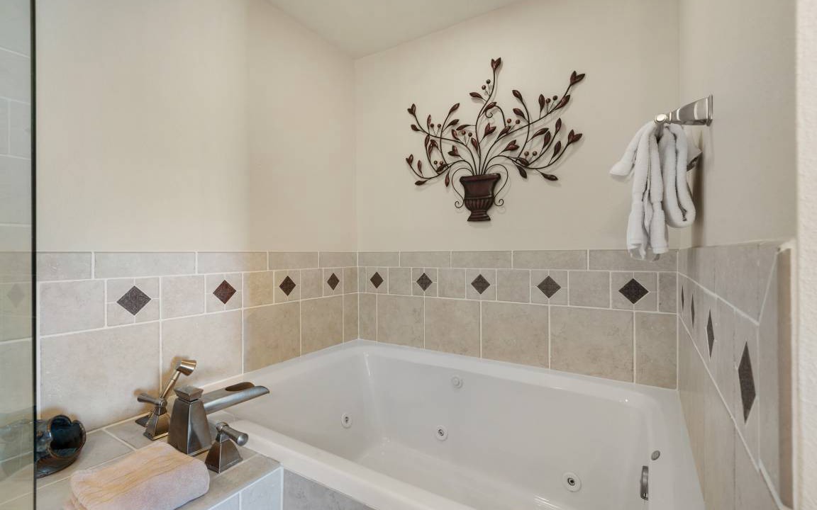 Photo of Bathroom in Navarre Beach