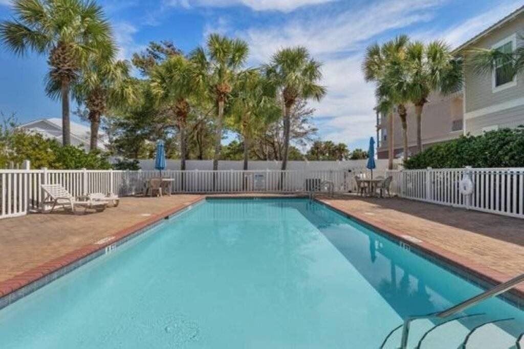 Photo of Others in Emerald Waters Village
