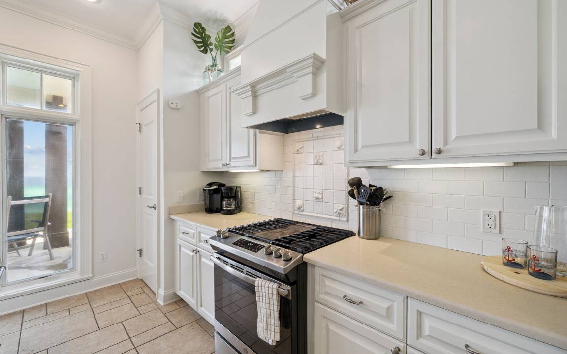 Photo of Kitchen in Seacrest