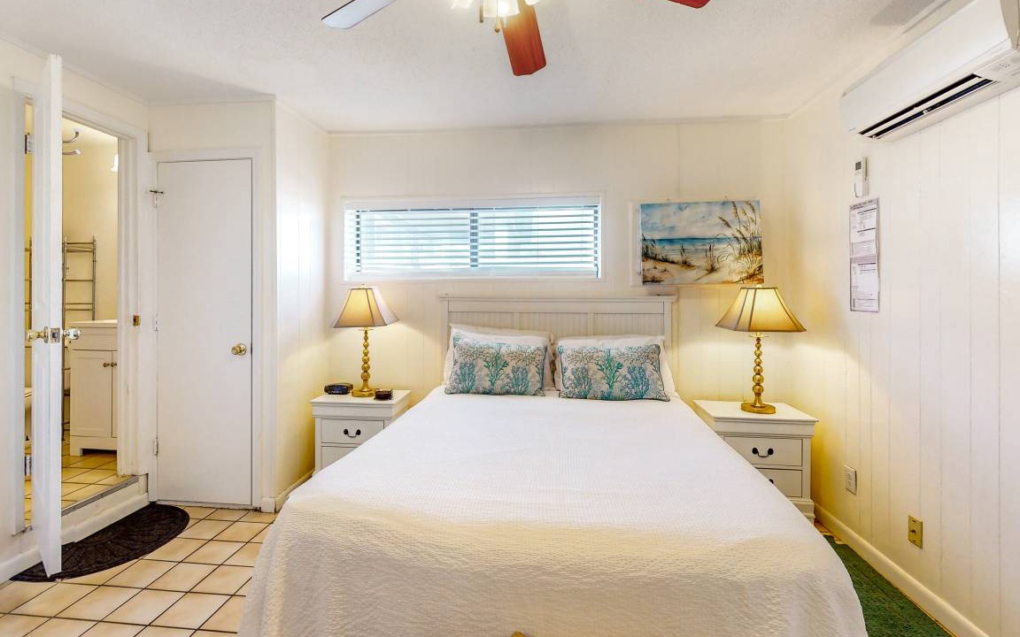 Photo of Bedroom in Laguna Beach