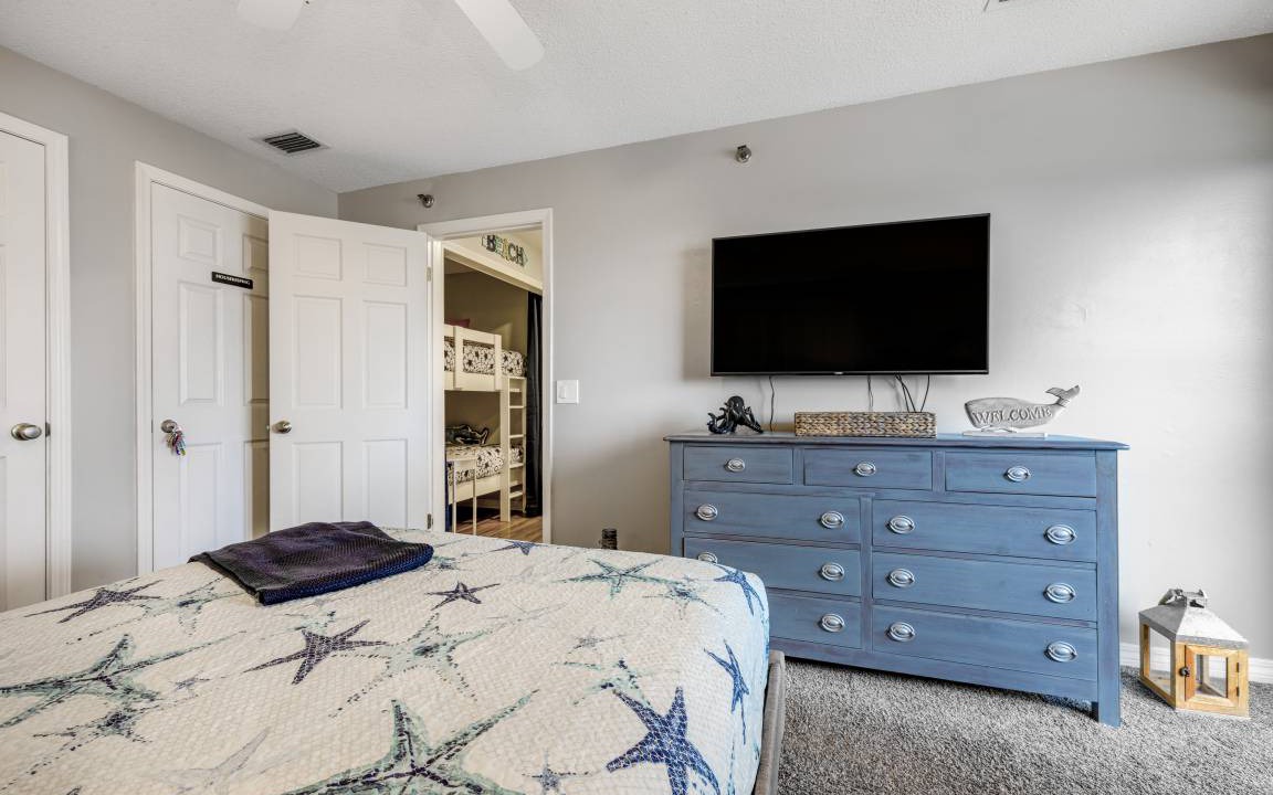 Photo of Bedroom in Gulf Lagoon Beach