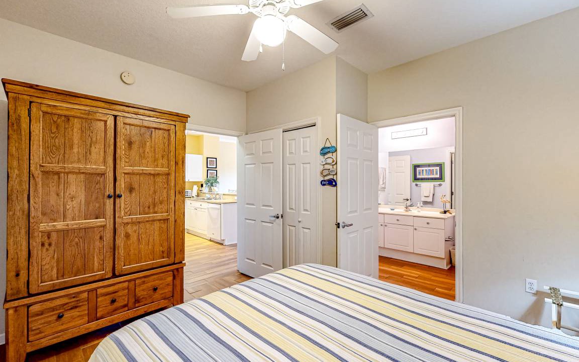 Photo of Bedroom in Frangista Beach