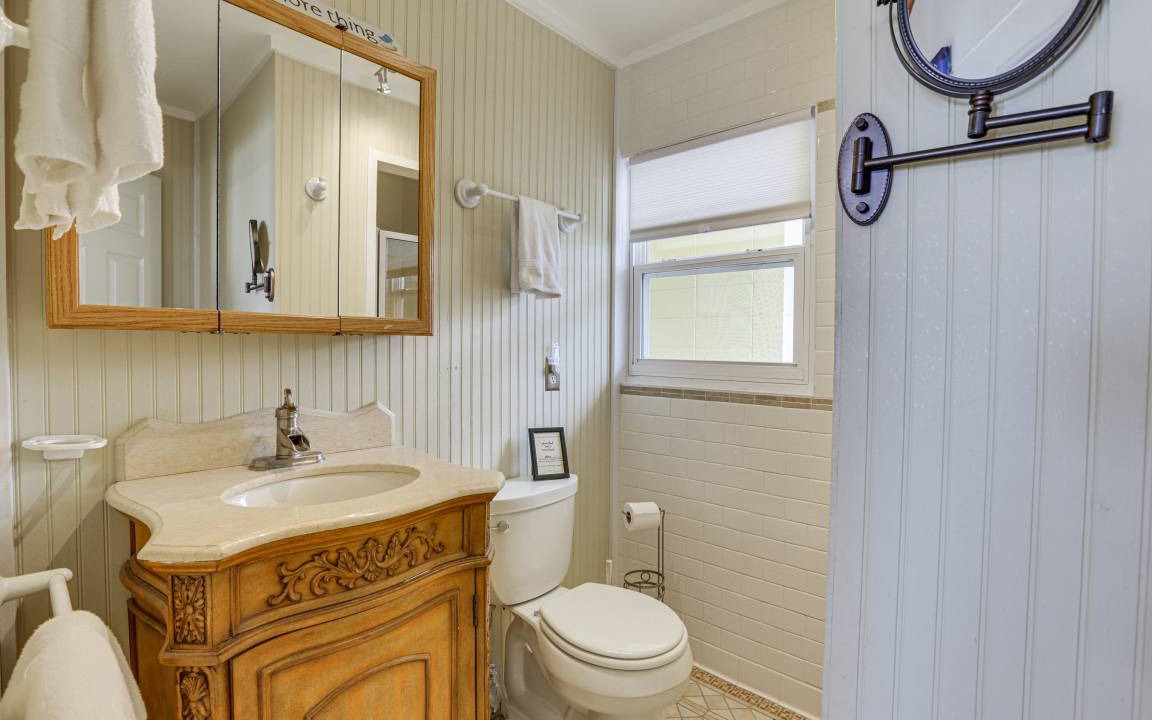 Photo of Bathroom in Alligator Point