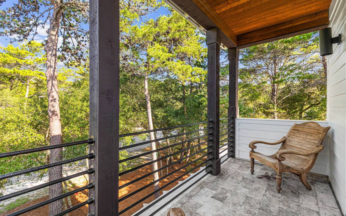 Photo of Patio Balcony in White's Gulfview
