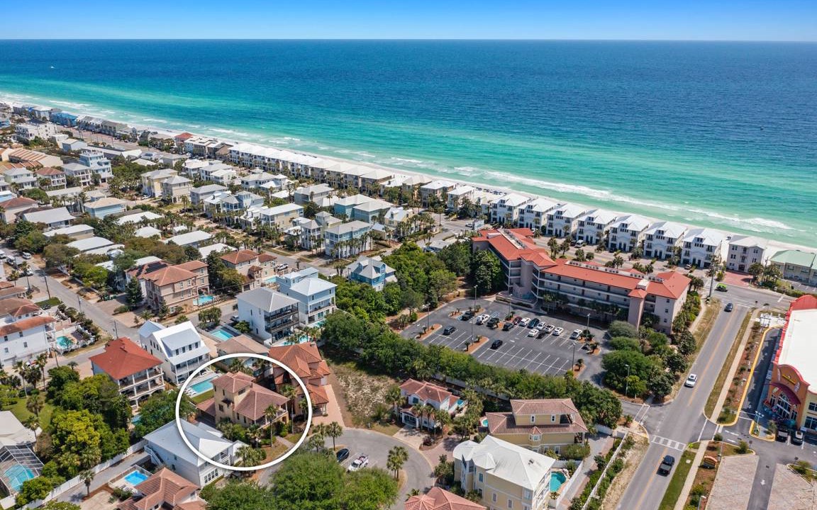 Photo of Outdoor in Emerald Waters Village