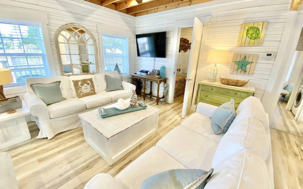 Photo of Others in Laguna Beach Estates