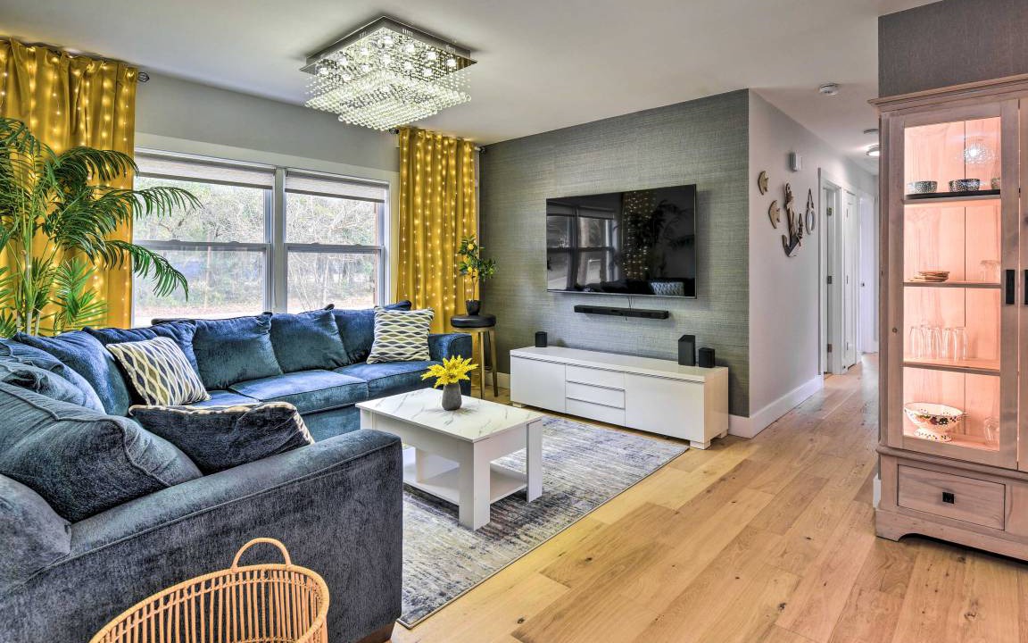 Photo of Livingroom in Lake Lorraine