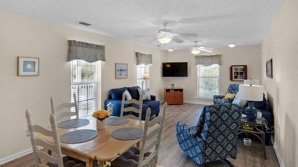 Photo of Livingroom in Seacrest