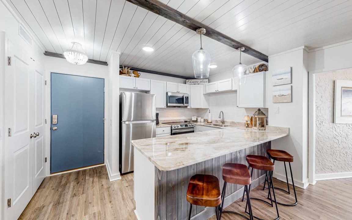 Photo of Kitchen in Upper Grand Lagoon