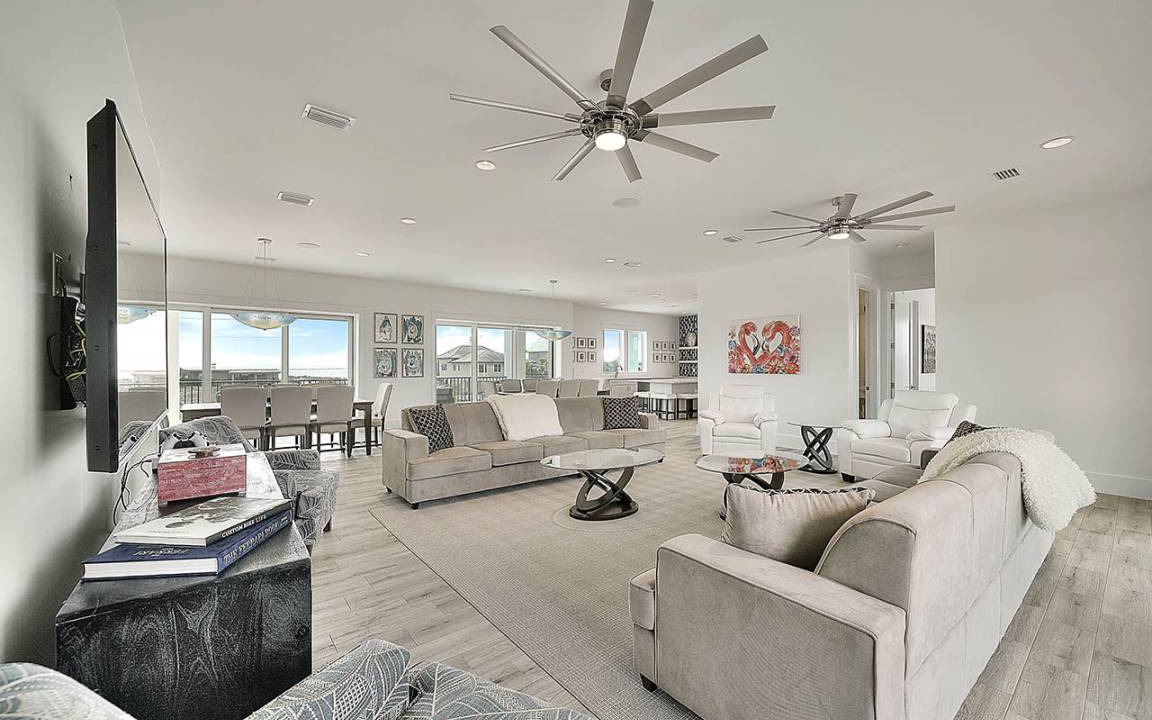Photo of Livingroom in Dune Allen Beach