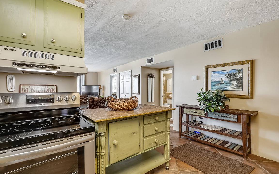 Photo of Kitchen in Holiday Isle