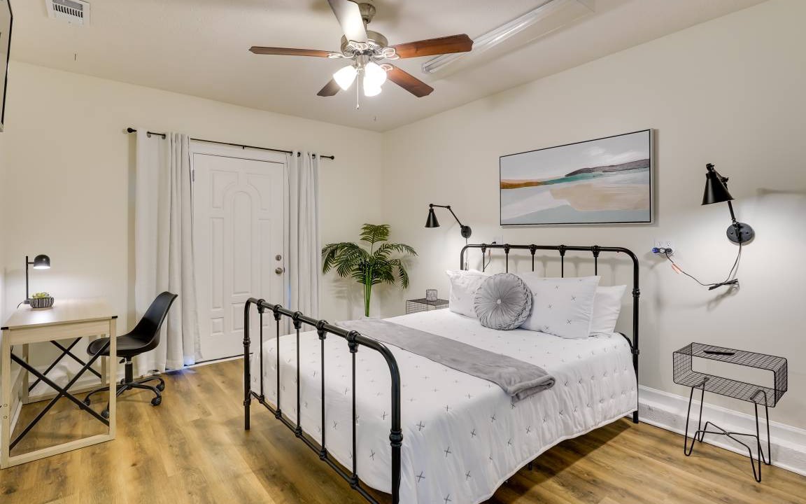 Photo of Bedroom in Lynn Haven