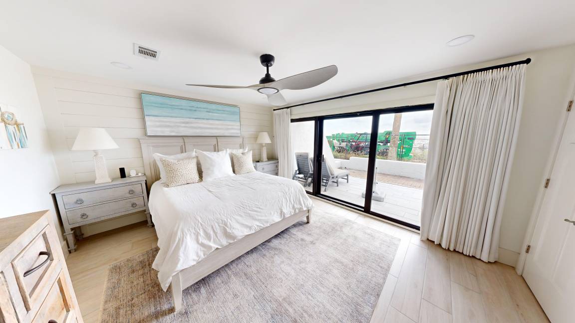 Photo of Bedroom in Holiday Isle