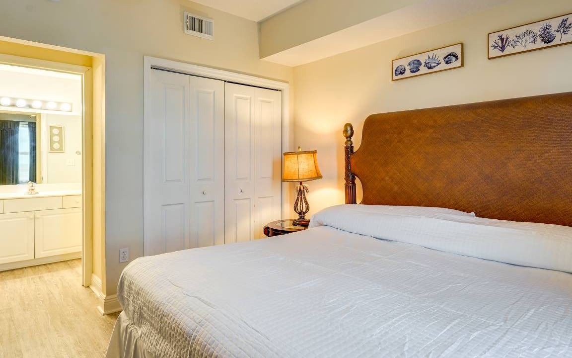 Photo of Bedroom in Miramar Beach