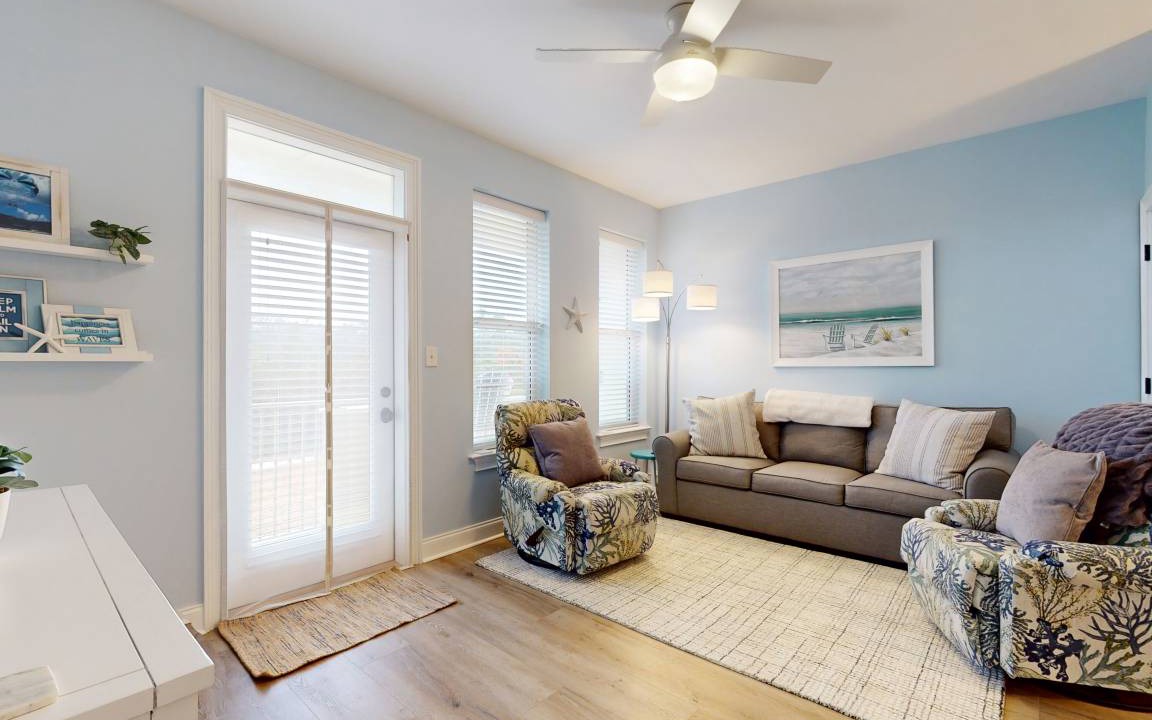 Photo of Livingroom in Dune Allen Beach