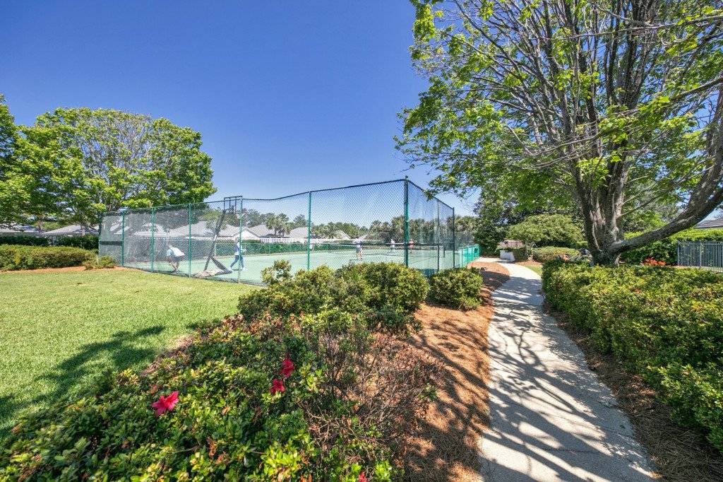 Photo of Others in Avalon Beach Estates