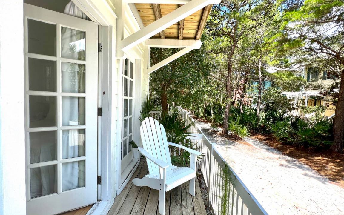 Photo of Patio Balcony in Seaside