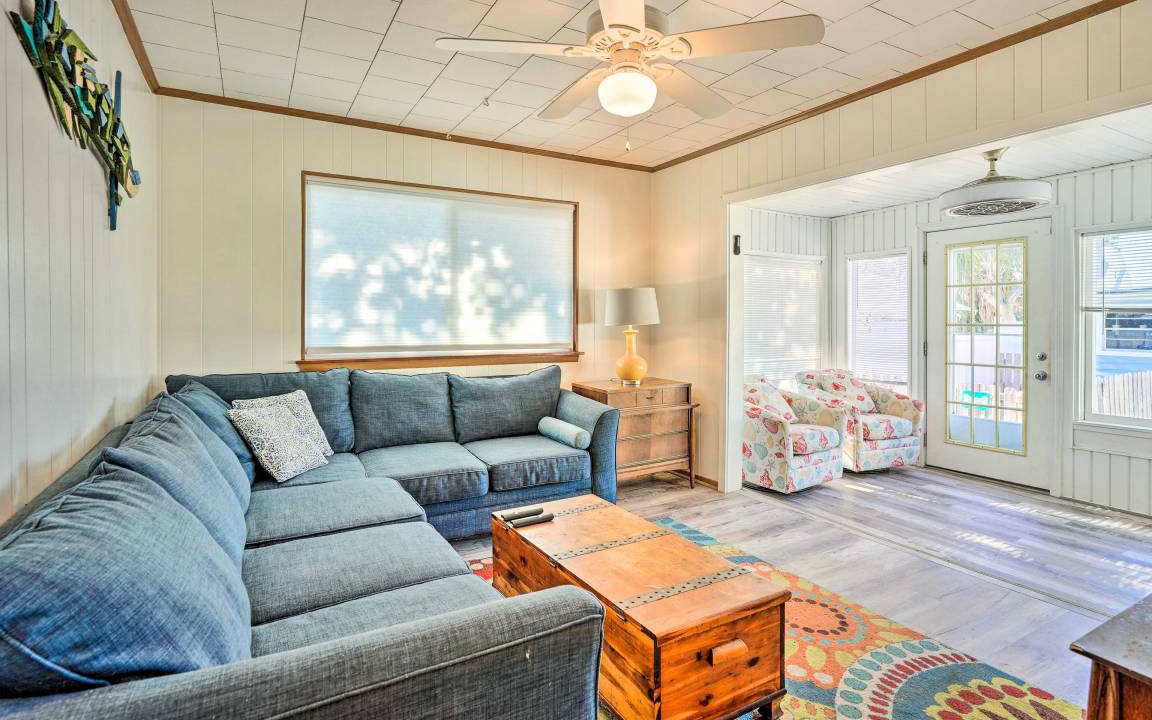 Photo of Livingroom in Bid-a-wee Beach
