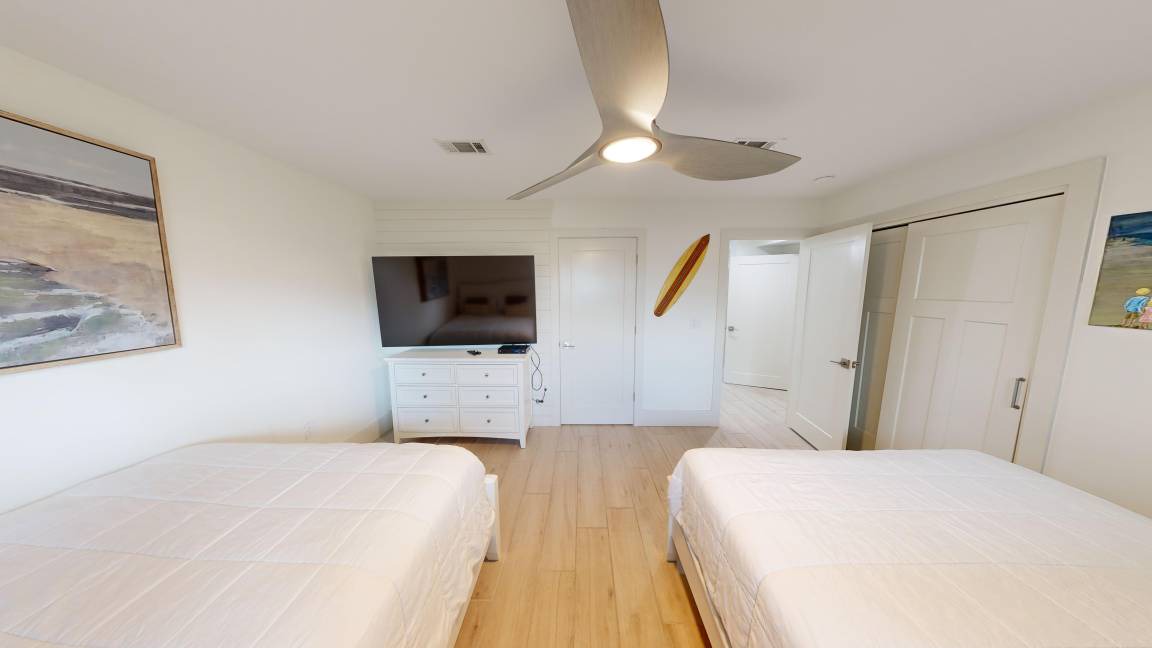 Photo of Bedroom in Holiday Isle