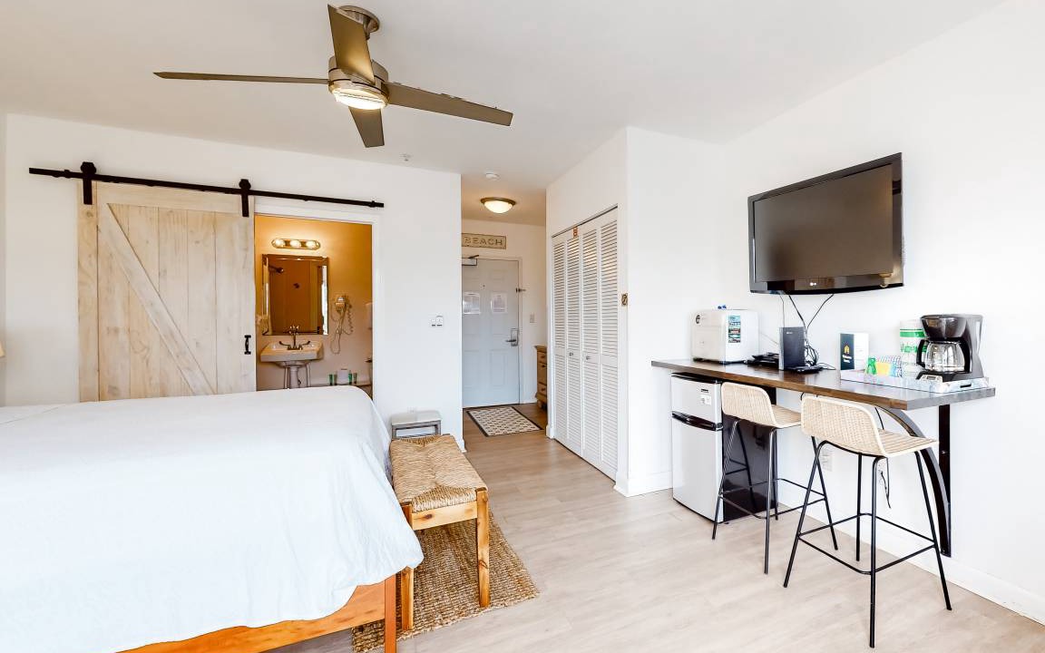 Photo of Bedroom in Gulf Place