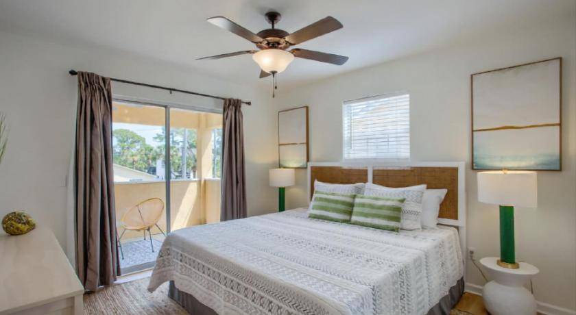 Photo of Bedroom in Silver Sands