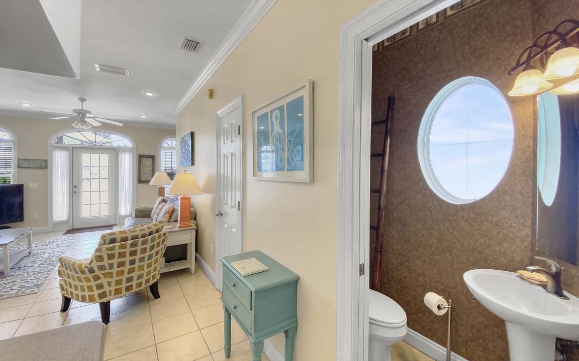 Photo of Bathroom in Lullwater Beach