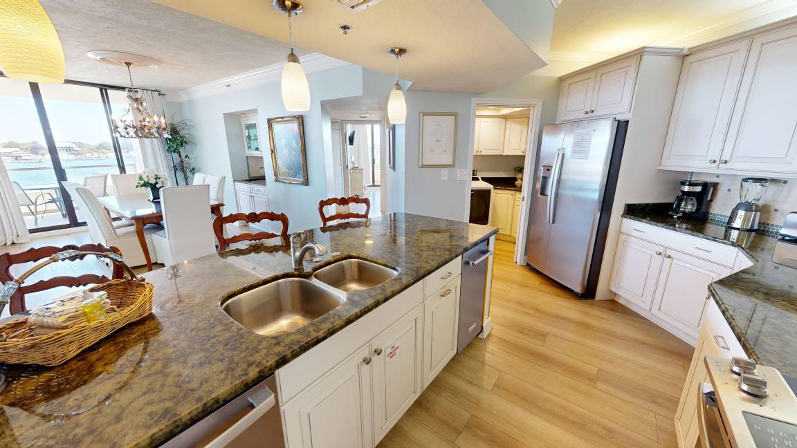 Photo of Kitchen in Holiday Isle