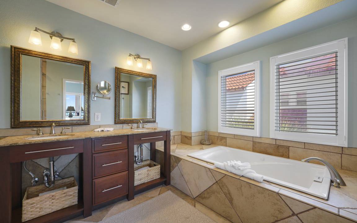 Photo of Bathroom in Dune Allen Beach