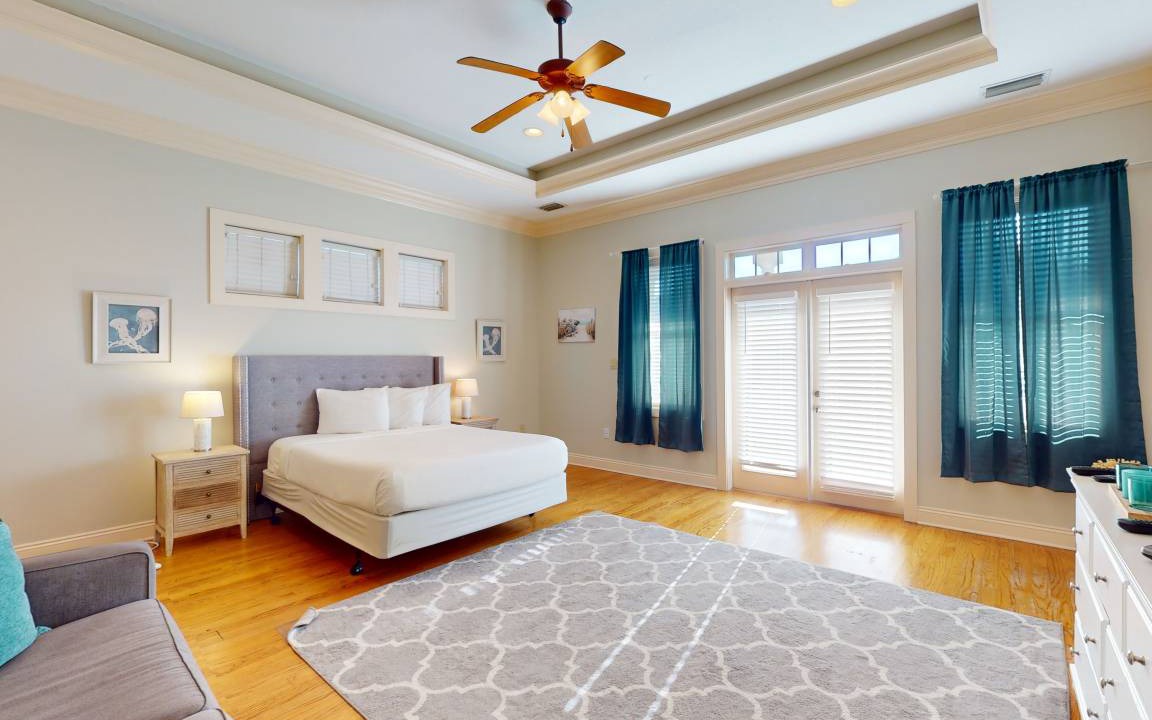 Photo of Bedroom in Crescent Beach