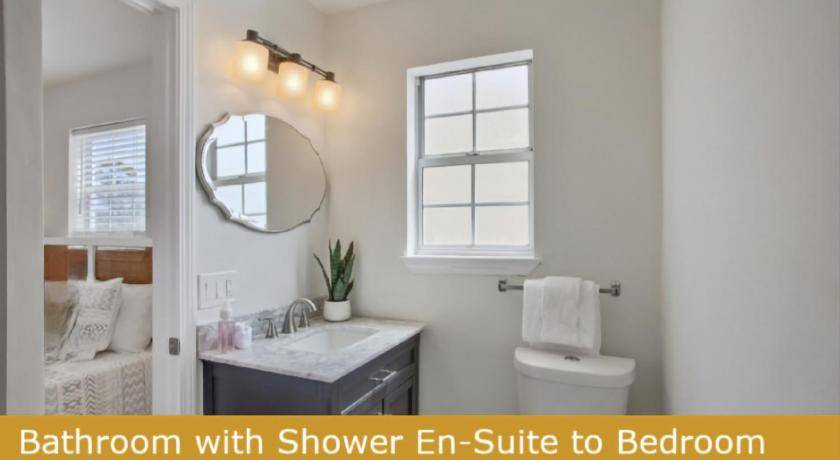 Photo of Bathroom in Silver Sands