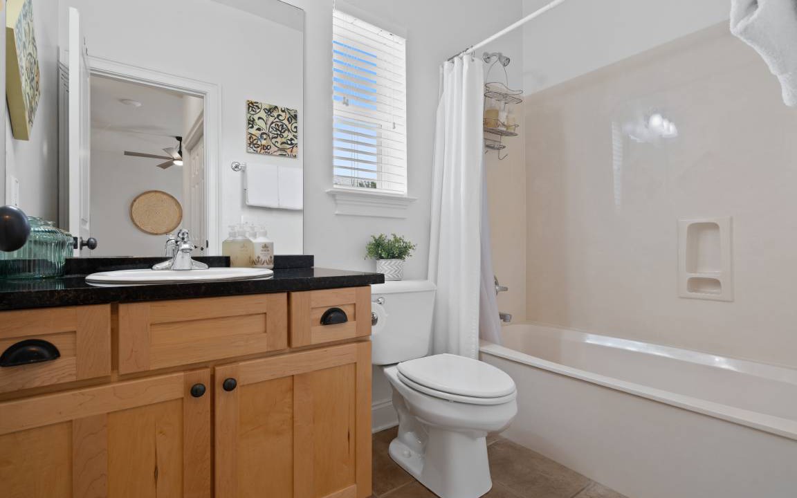 Photo of Bathroom in Dune Allen Beach