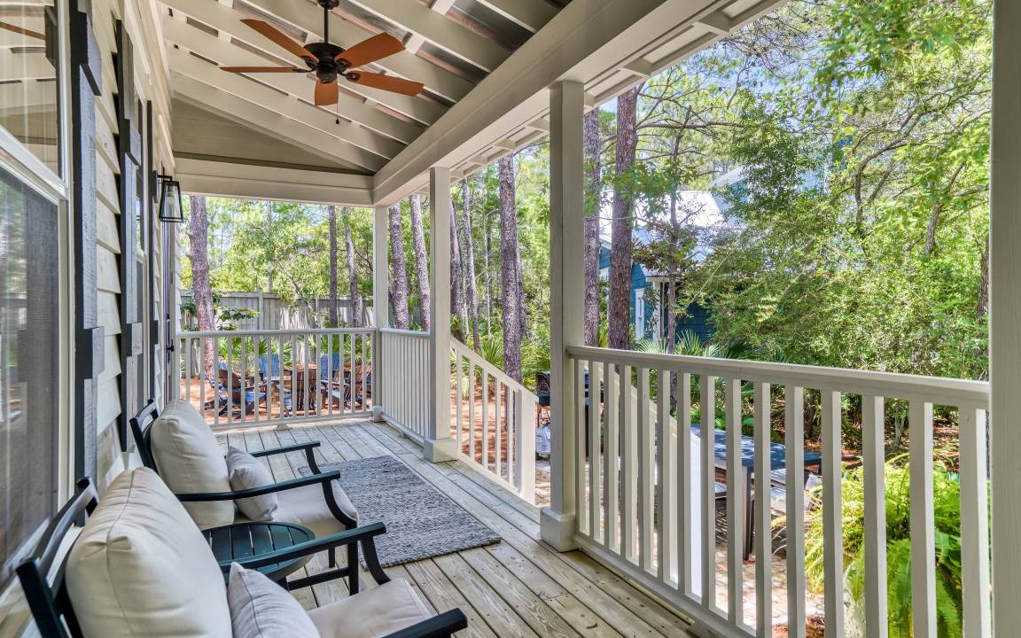Photo of Patio Balcony in Forest District