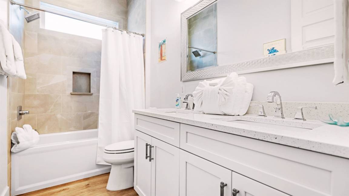 Photo of Bathroom in West Panama City Beach