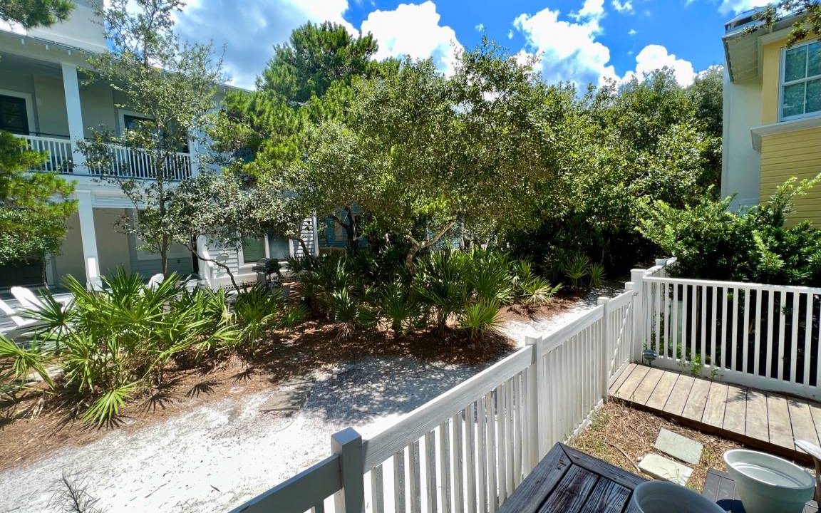 Photo of Patio Balcony in Seaside