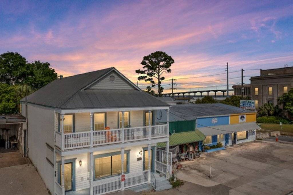 Photo of Others in Historic Downtown Apalachicola