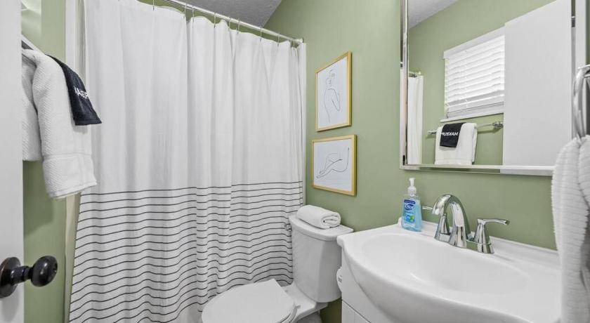 Photo of Bathroom in Lynn Haven