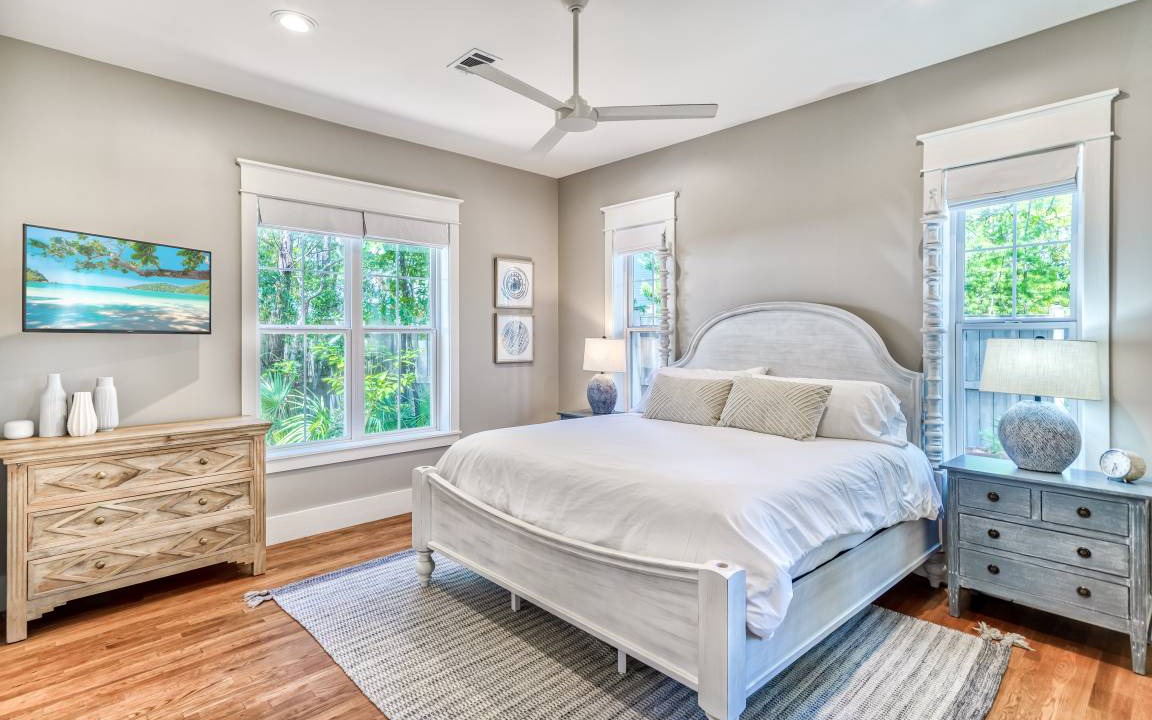 Photo of Bedroom in Forest District