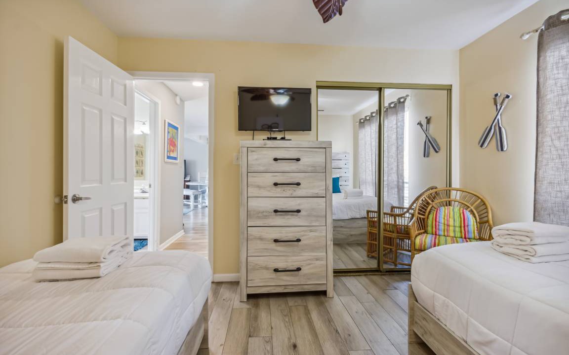 Photo of Bedroom in Holiday Isle