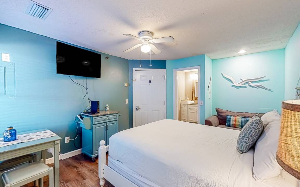 Photo of Bedroom in Gulf Lagoon Beach