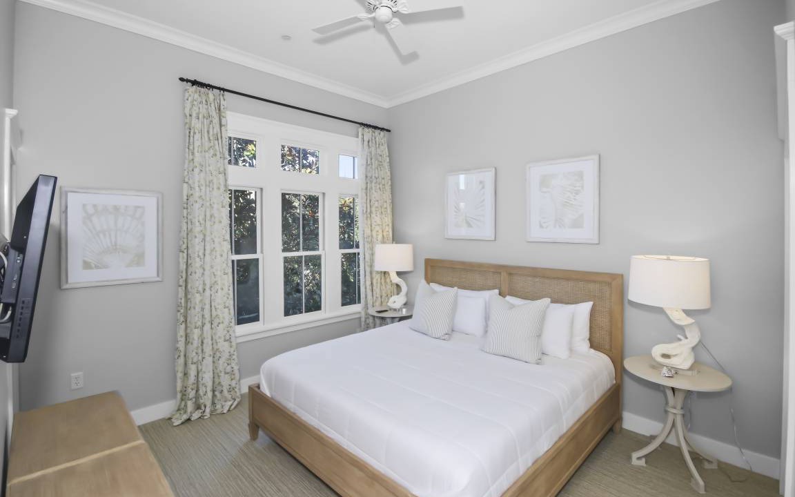 Photo of Bedroom in Beach District